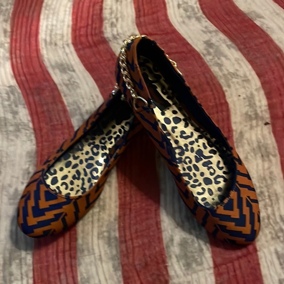 Dollhouse flats